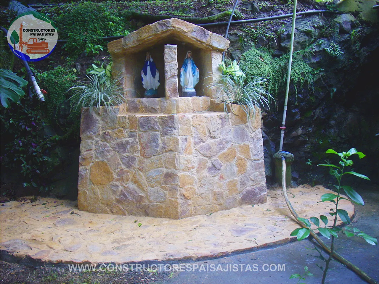 construcción de cascadas artificiales grutas