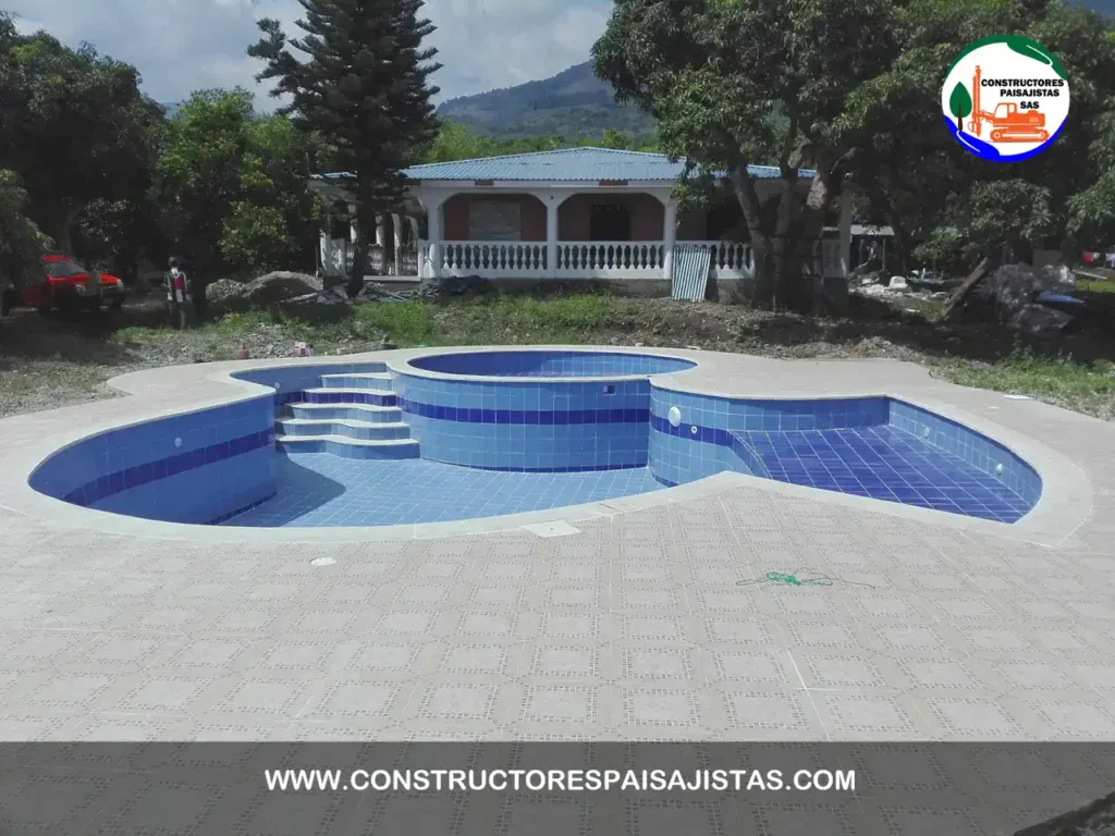 Construcción de Piscinas